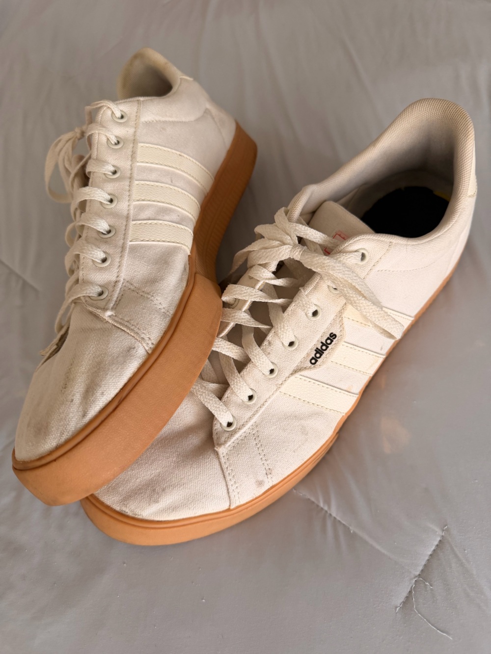Adidas Men’s Cream Canvas Sneakers with Gum Sole size 14
